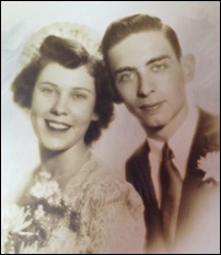 Wedding photo of Heather and Tom Bresler, August 1, 1942