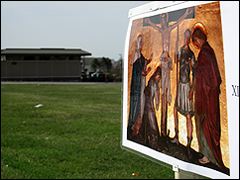 Stations of the Cross outside Planned Parenthood