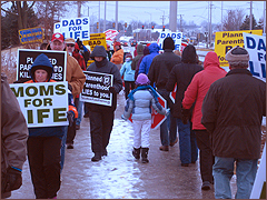 Pro-lifers protest outside of Planned Parenthood Aurora